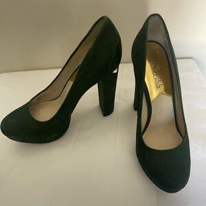 Michael Kors Women's Haven Pump Malachite• Size 6 1/2. Beautiful